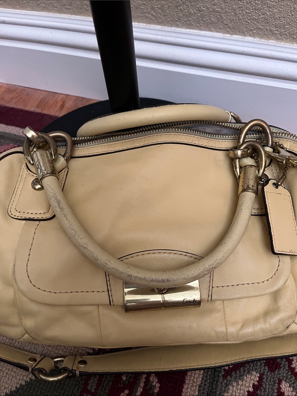 Coach Classic Yellow Leather Shoulder Bag with Top Handle - Picture 7 of 11